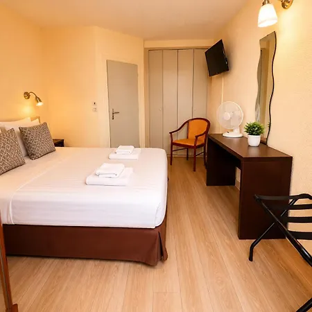 Hotel Des 4 Soleils
