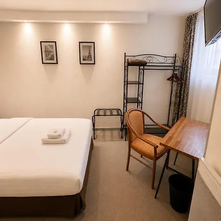 Hotel Des 4 Soleils Aix-les-Bains