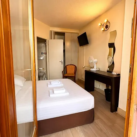 Hotel Des 4 Soleils