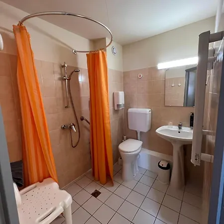 Hotel Des 4 Soleils Aix-les-Bains