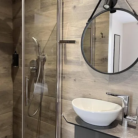 Hotel Des 4 Soleils Aix-les-Bains